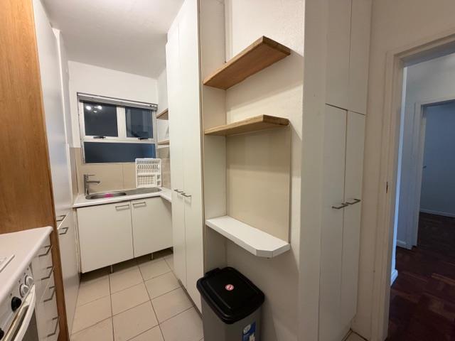 To Let 1 Bedroom Property for Rent in Sea Point Western Cape